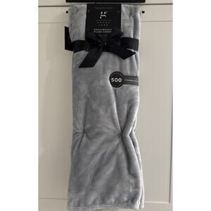 Grand Luxe 500gsm HEAVYWEIGHT 60x70” Vapor Blue Plush Throw Blanket Super Soft